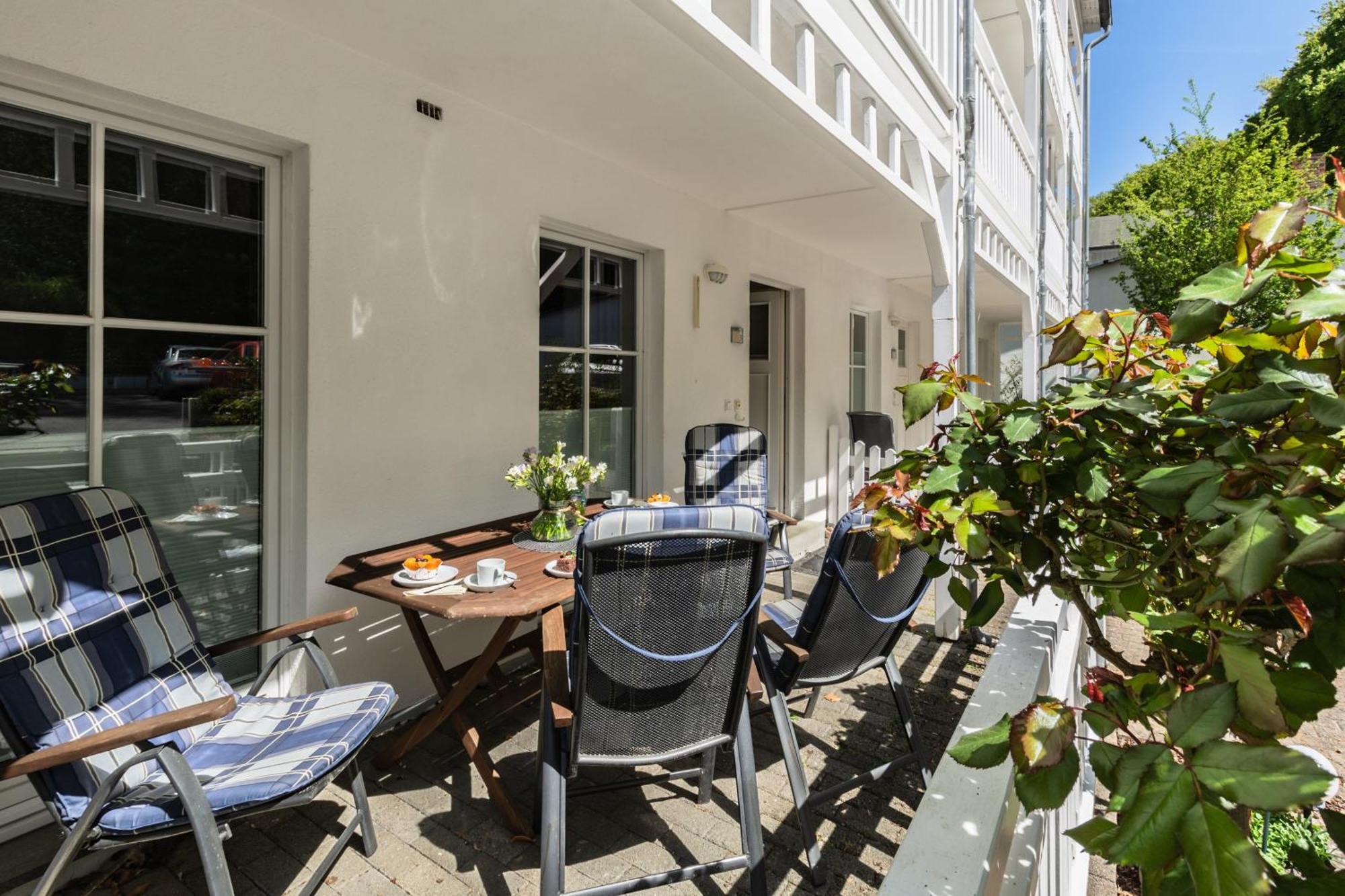 Seeschloss, App 03, Direkt An Der Strandpromenade, Toplage Apartment *